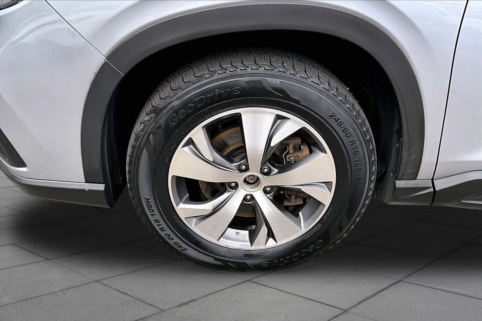 Used 2019 Subaru Ascent Premium AWD/4WD image 11