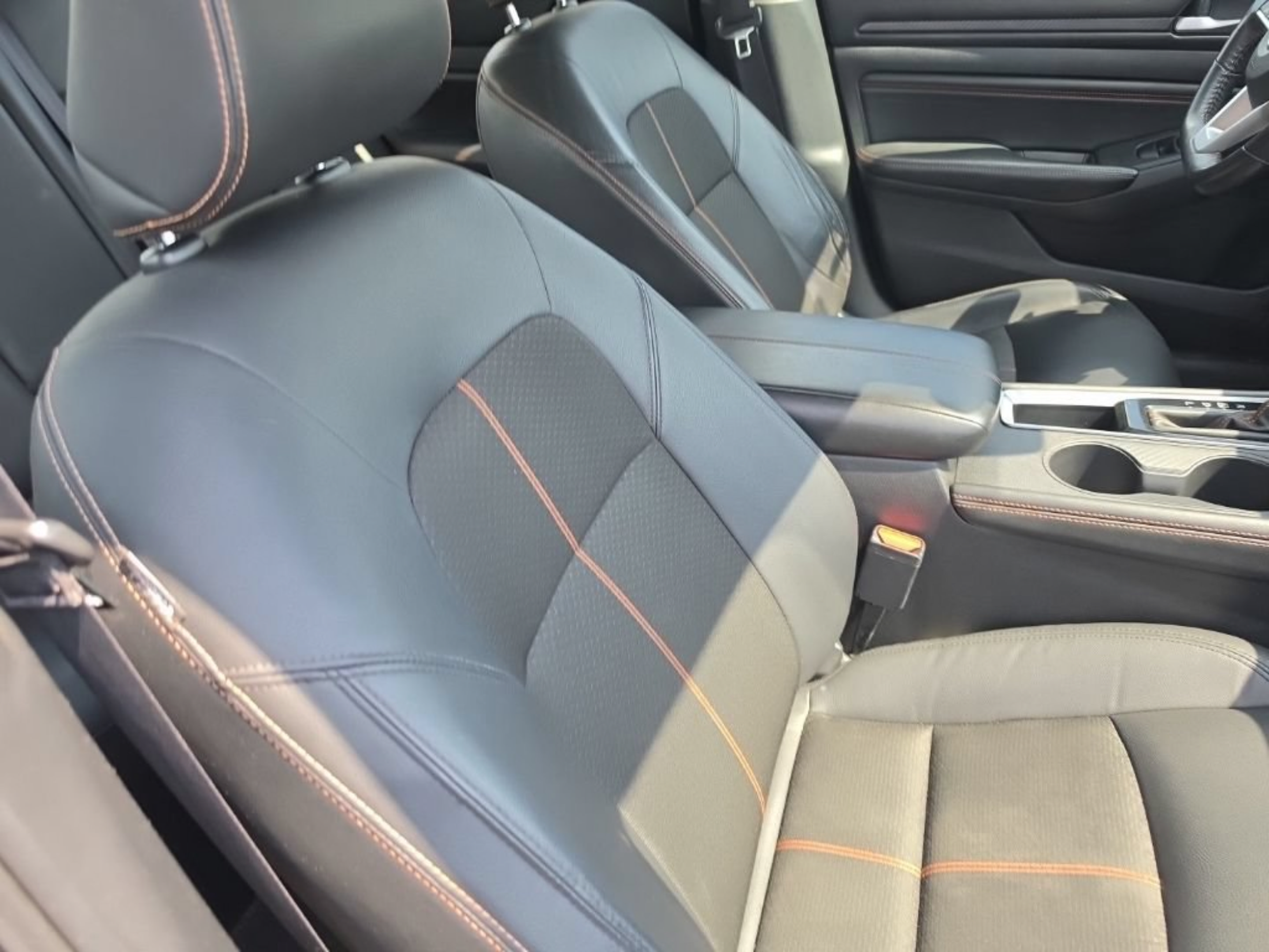 Used 2022 Nissan Altima 2.5 SR FWD image 24