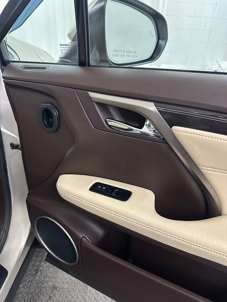 Used 2016 Lexus RX 350 AWD w/ Luxury Package image 34