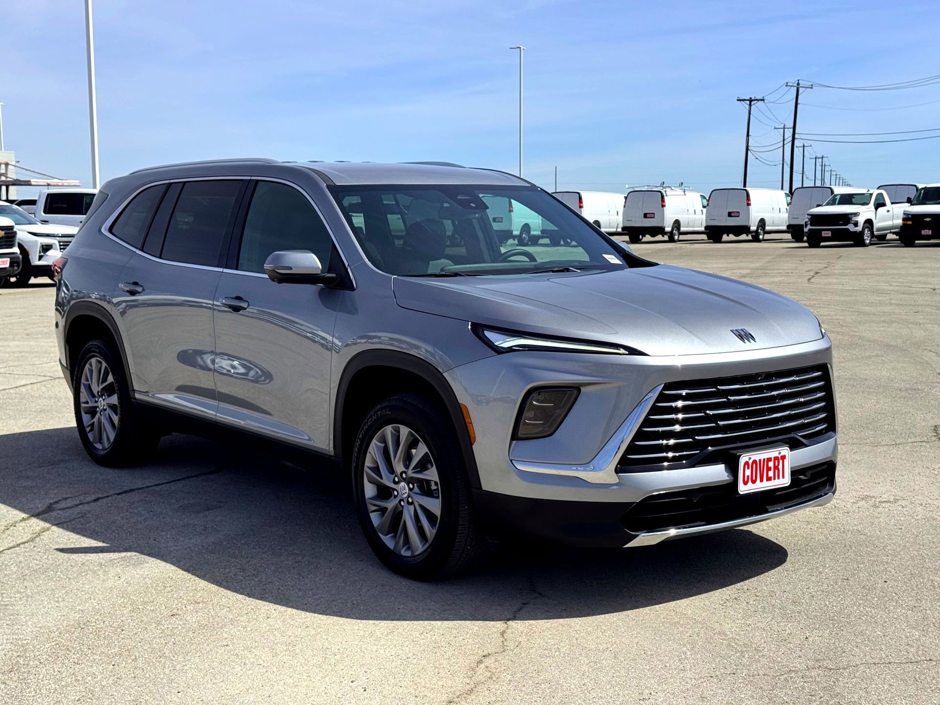 Used 2025 Buick Enclave Preferred image 4