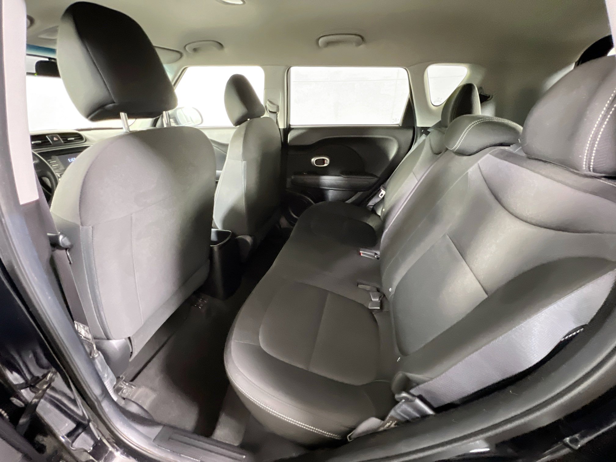 Used 2018 Kia Soul FWD image 21