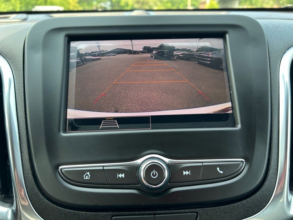 Used 2023 Chevrolet Equinox LT w/ Driver Convenience Package image 26