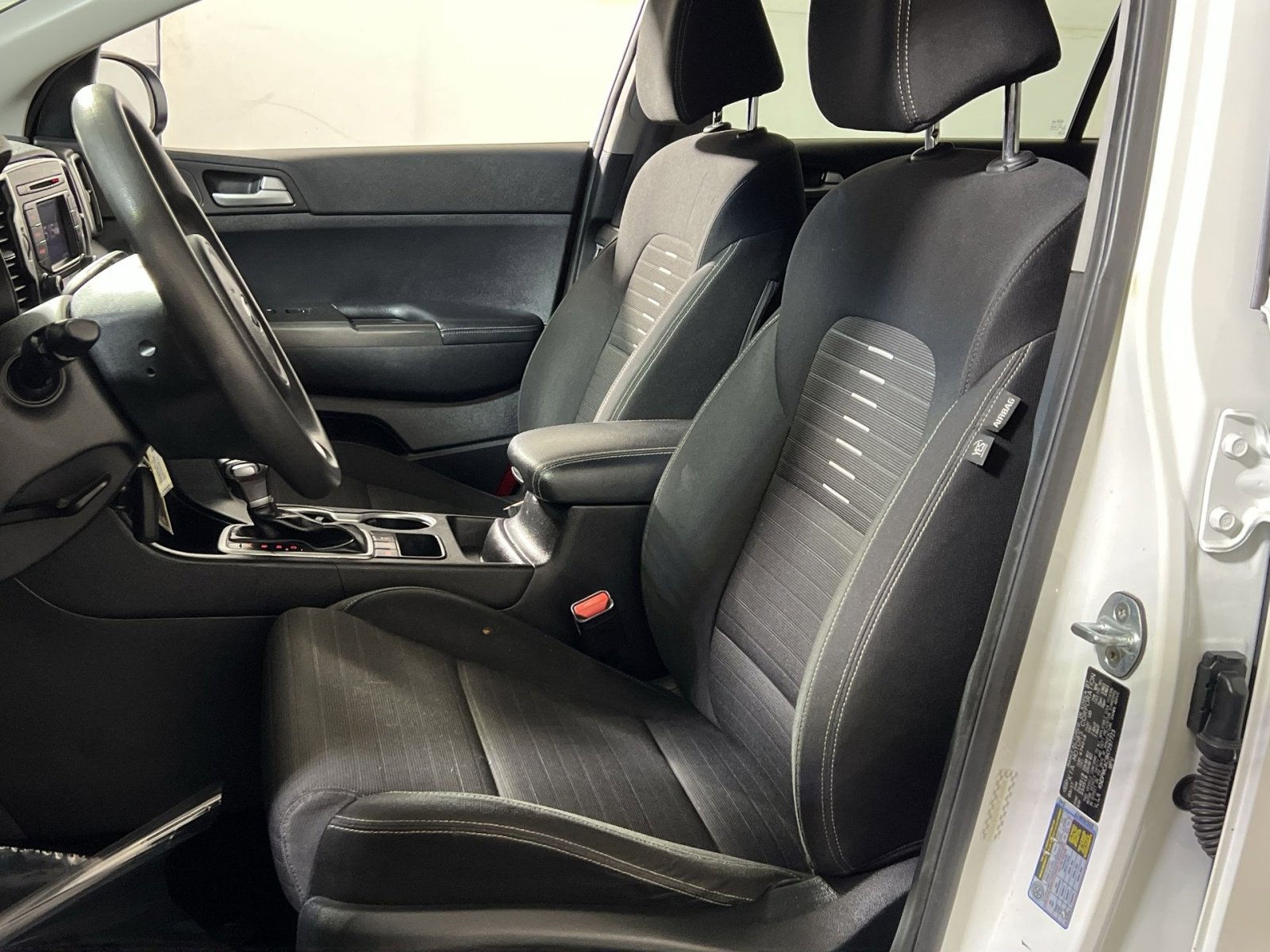 Used 2017 Kia Sportage LX w/ LX Popular Package image 11