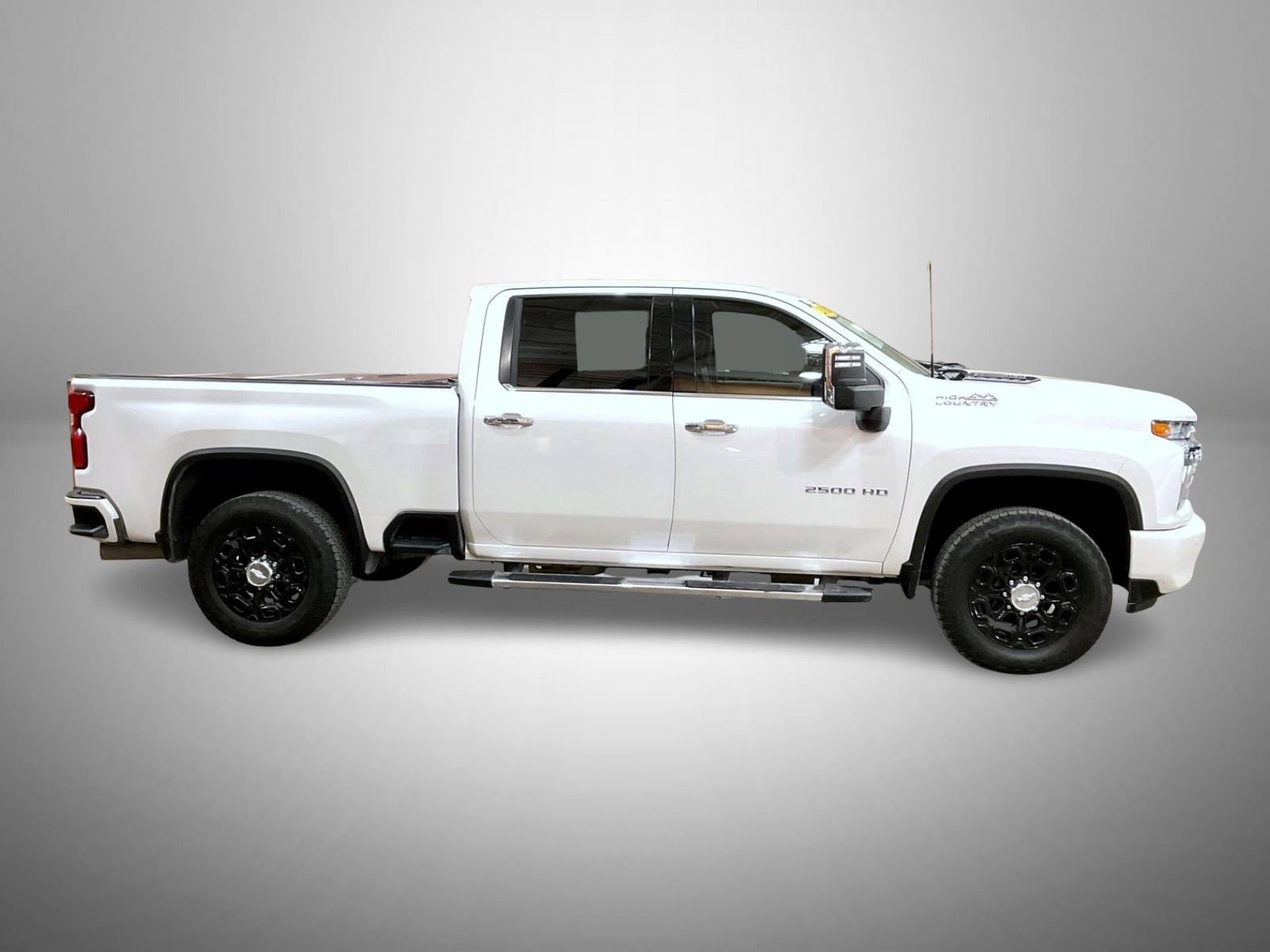 Used 2020 Chevrolet Silverado 2500 High Country w/ Z71 Off-Road Package image 4