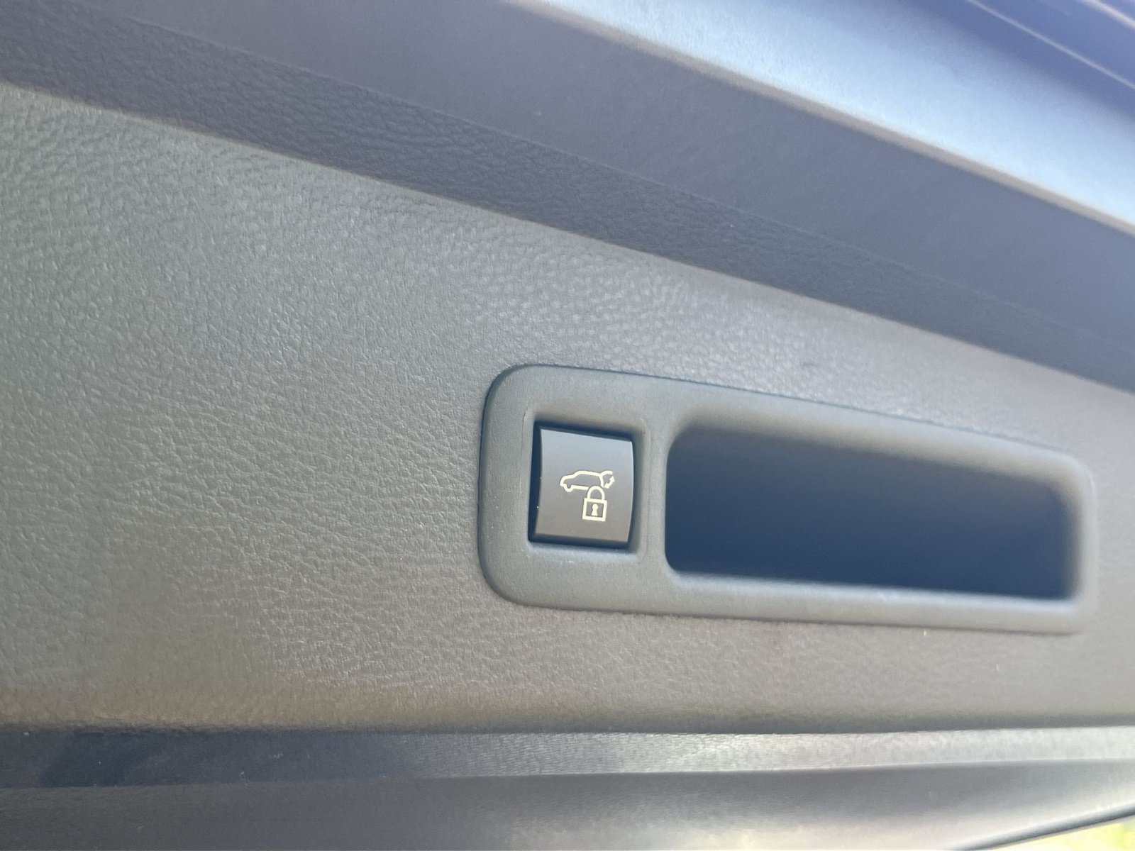 New 2026 Toyota Sienna Platinum AWD/4WD image 21