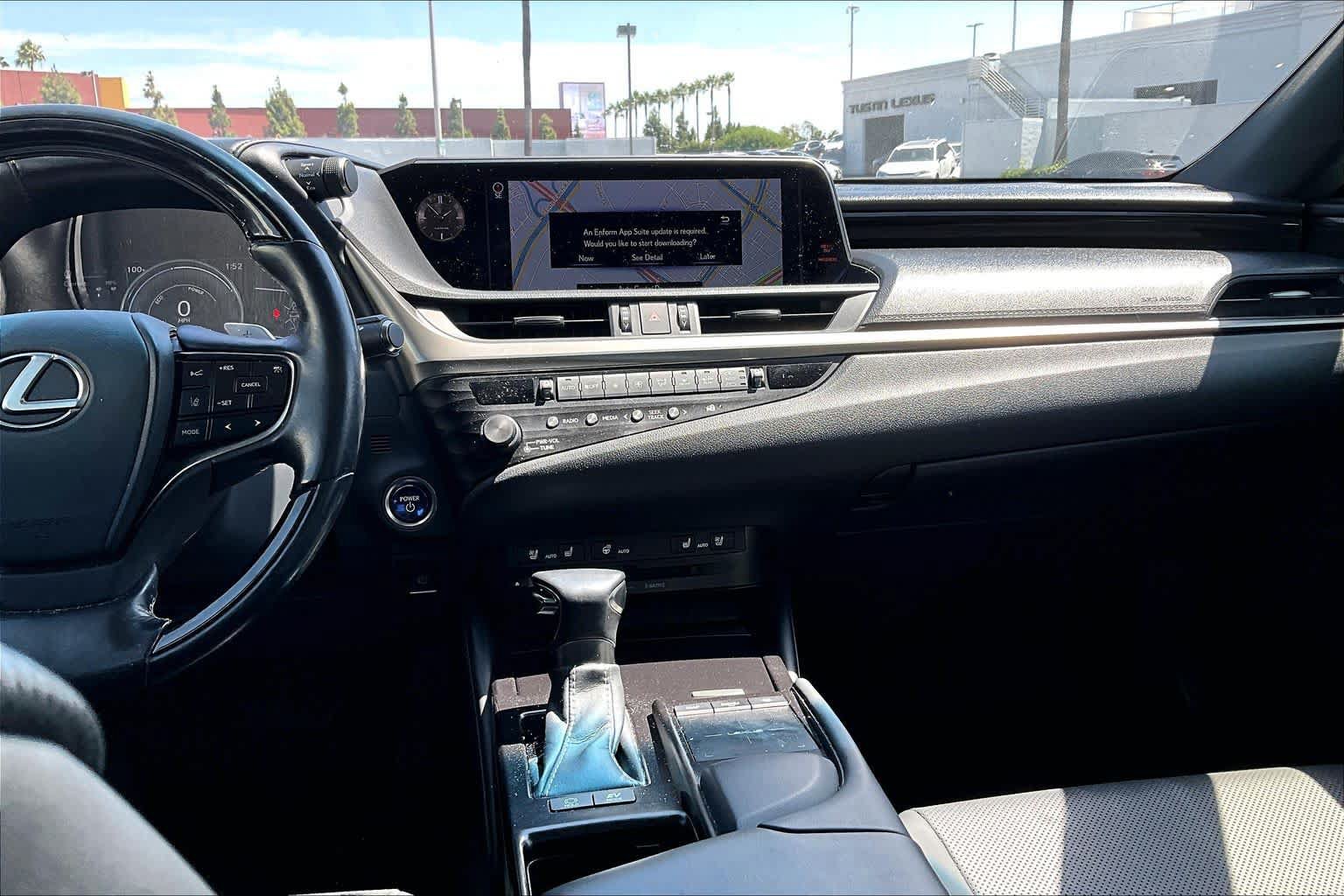 Used 2019 Lexus ES 300h w/ Premium Package FWD image 33
