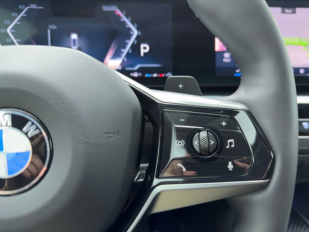 Used 2024 BMW 530i image 33