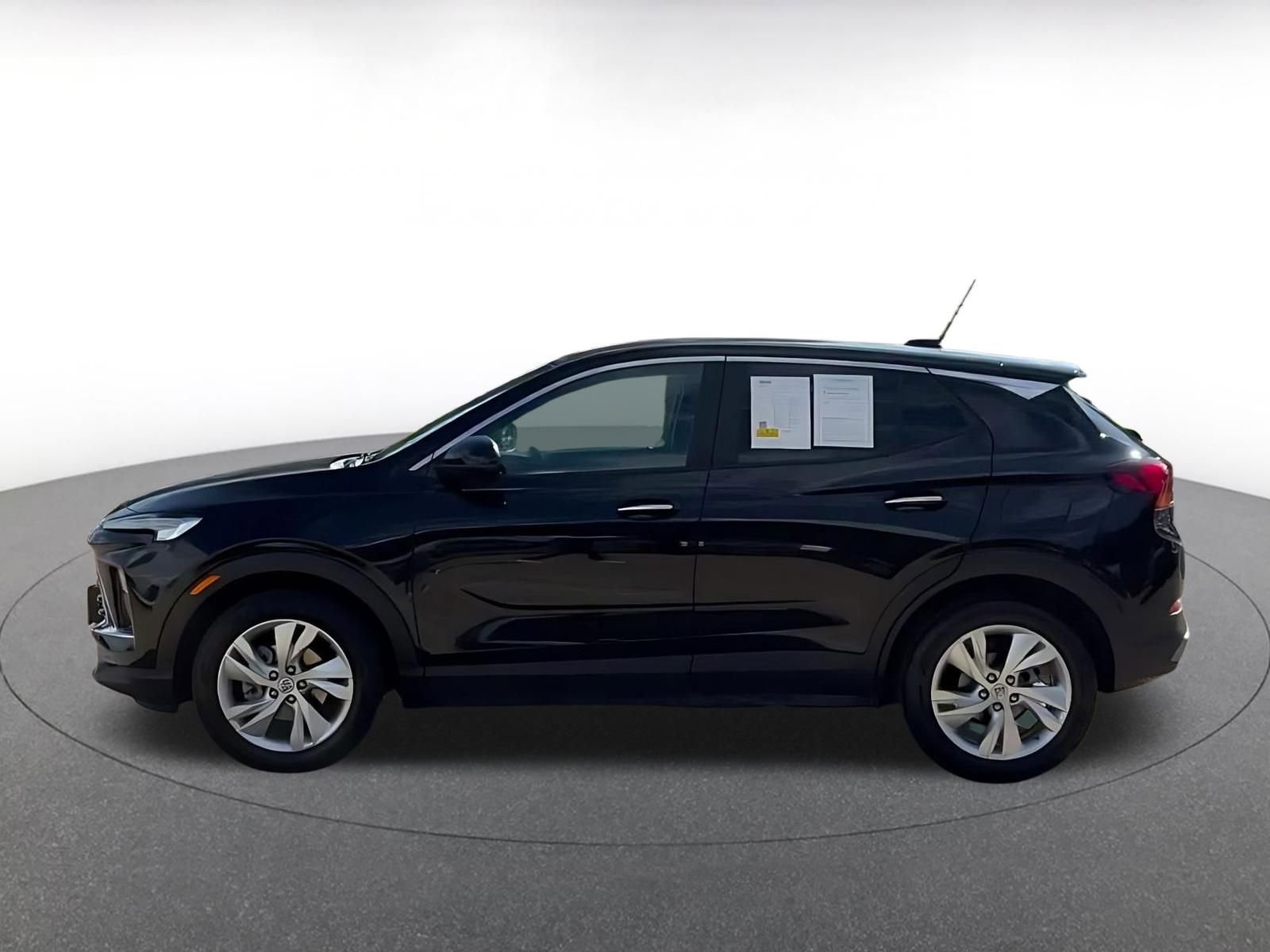Used 2025 Buick Encore GX Preferred FWD image 9