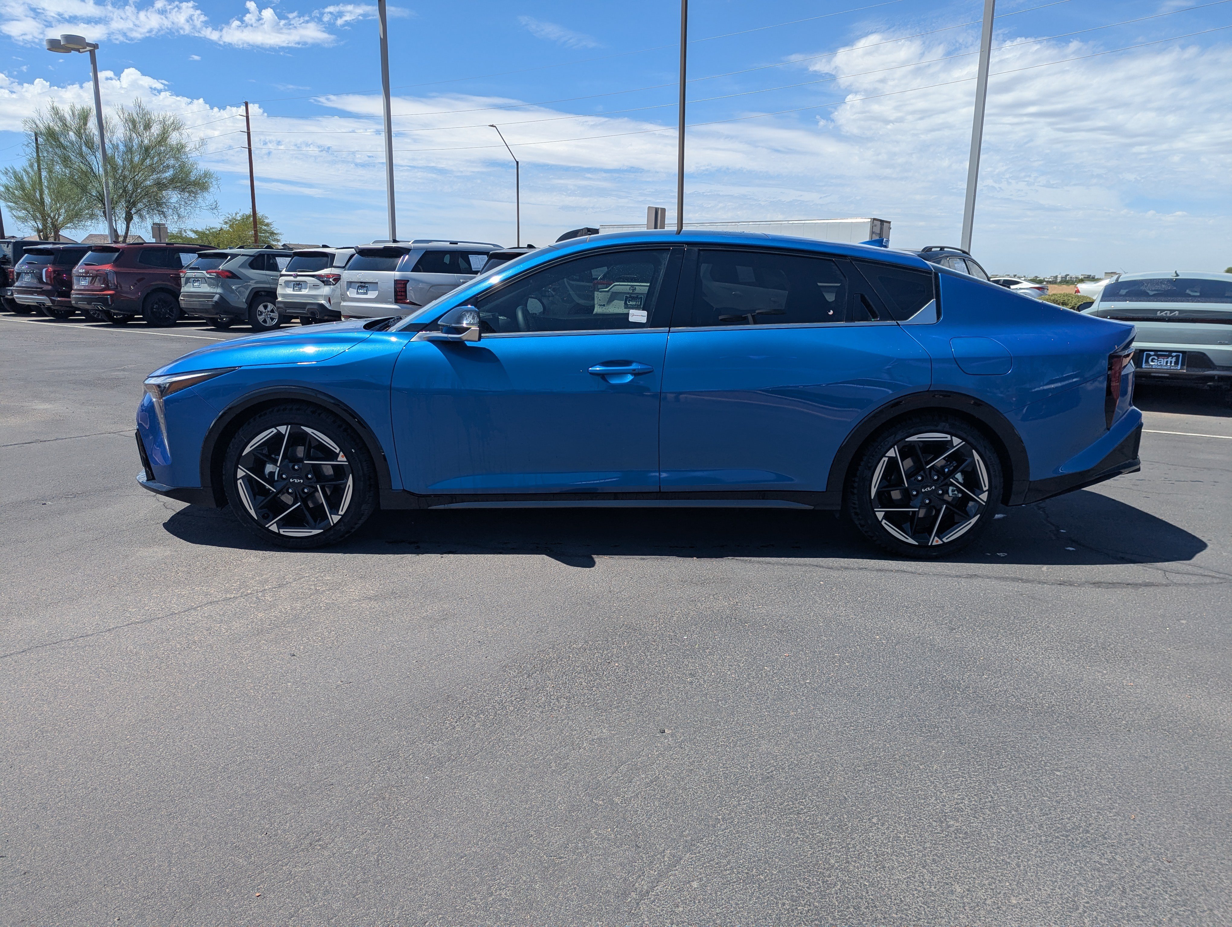 New 2026 Kia K4 GT-Line w/ GT-Line Sunroof Package FWD image 2