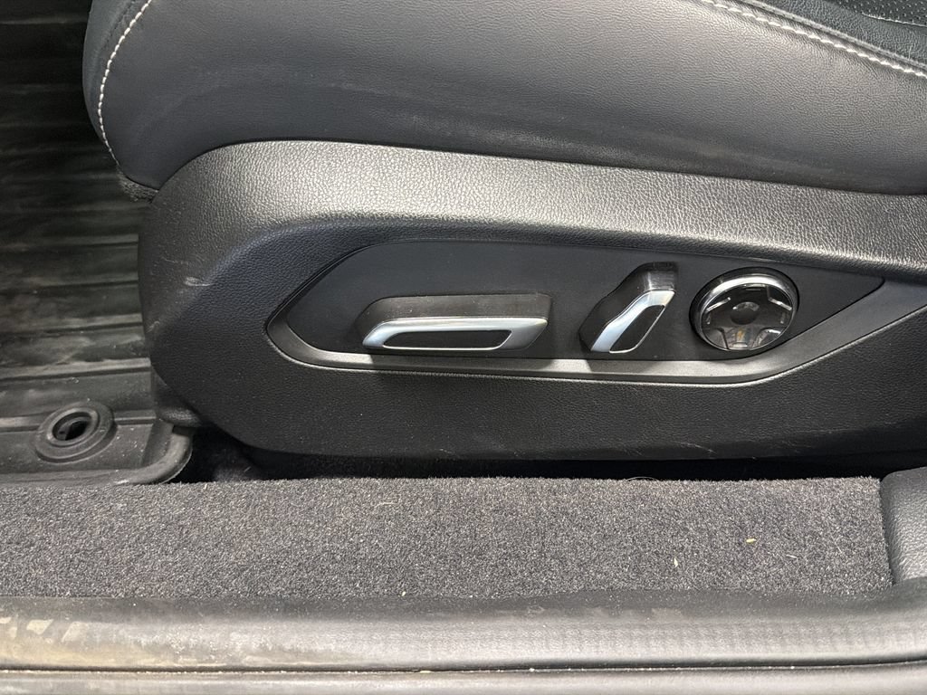 Used 2022 Acura TLX w/ Technology Package FWD image 27