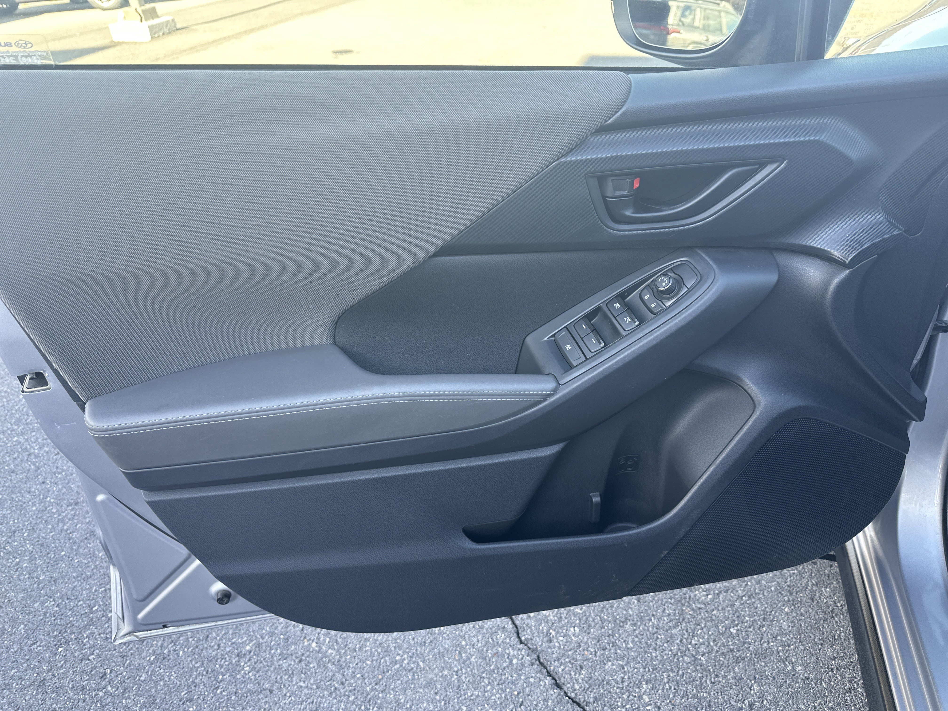 Used 2024 Subaru Crosstrek 2.0i Premium image 15