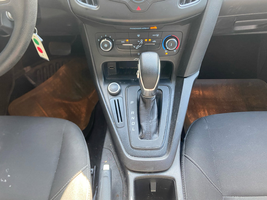 Used 2017 Ford Focus SE FWD image 26