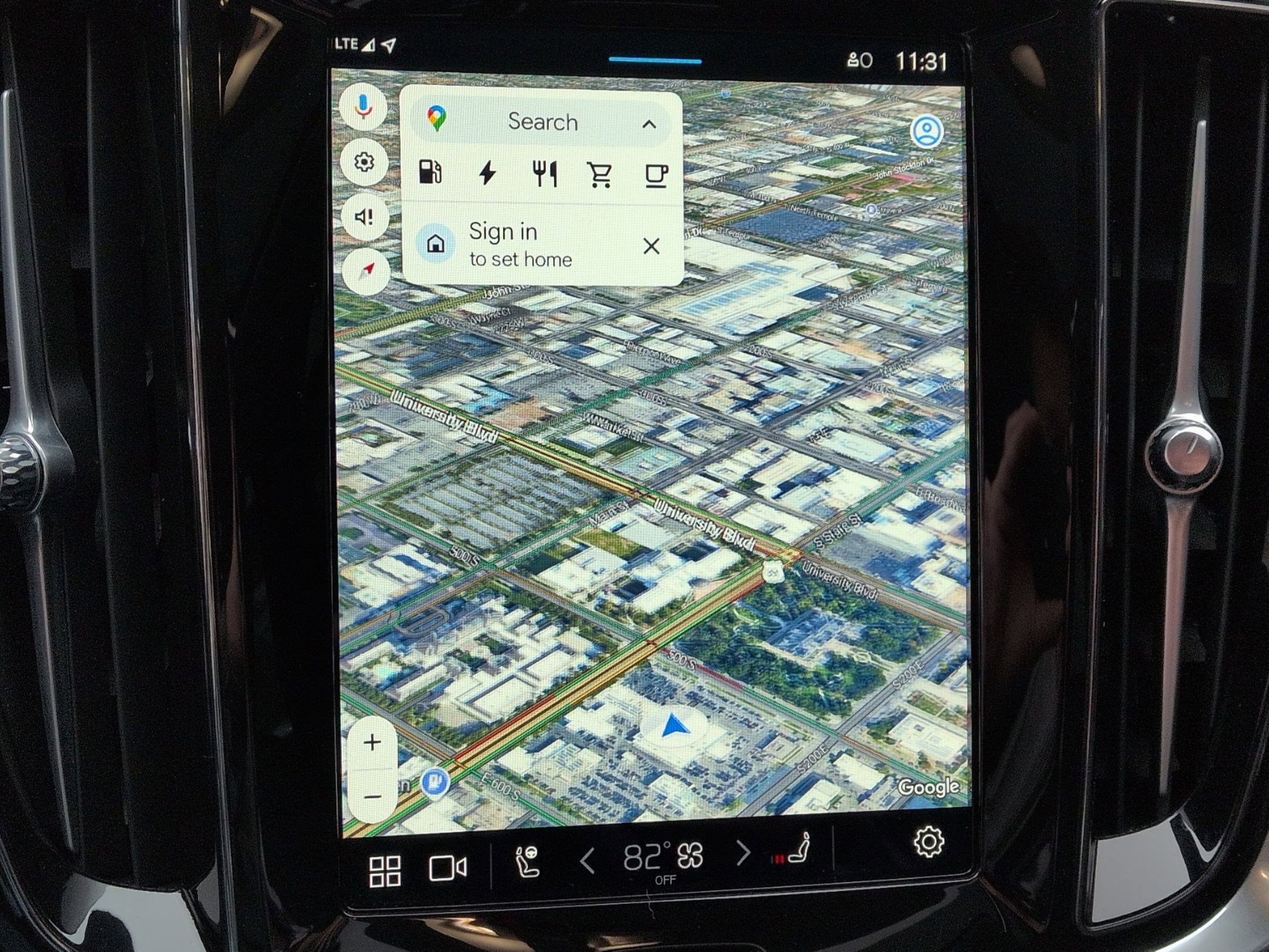 Used 2025 Volvo S60 T8 Plus image 23