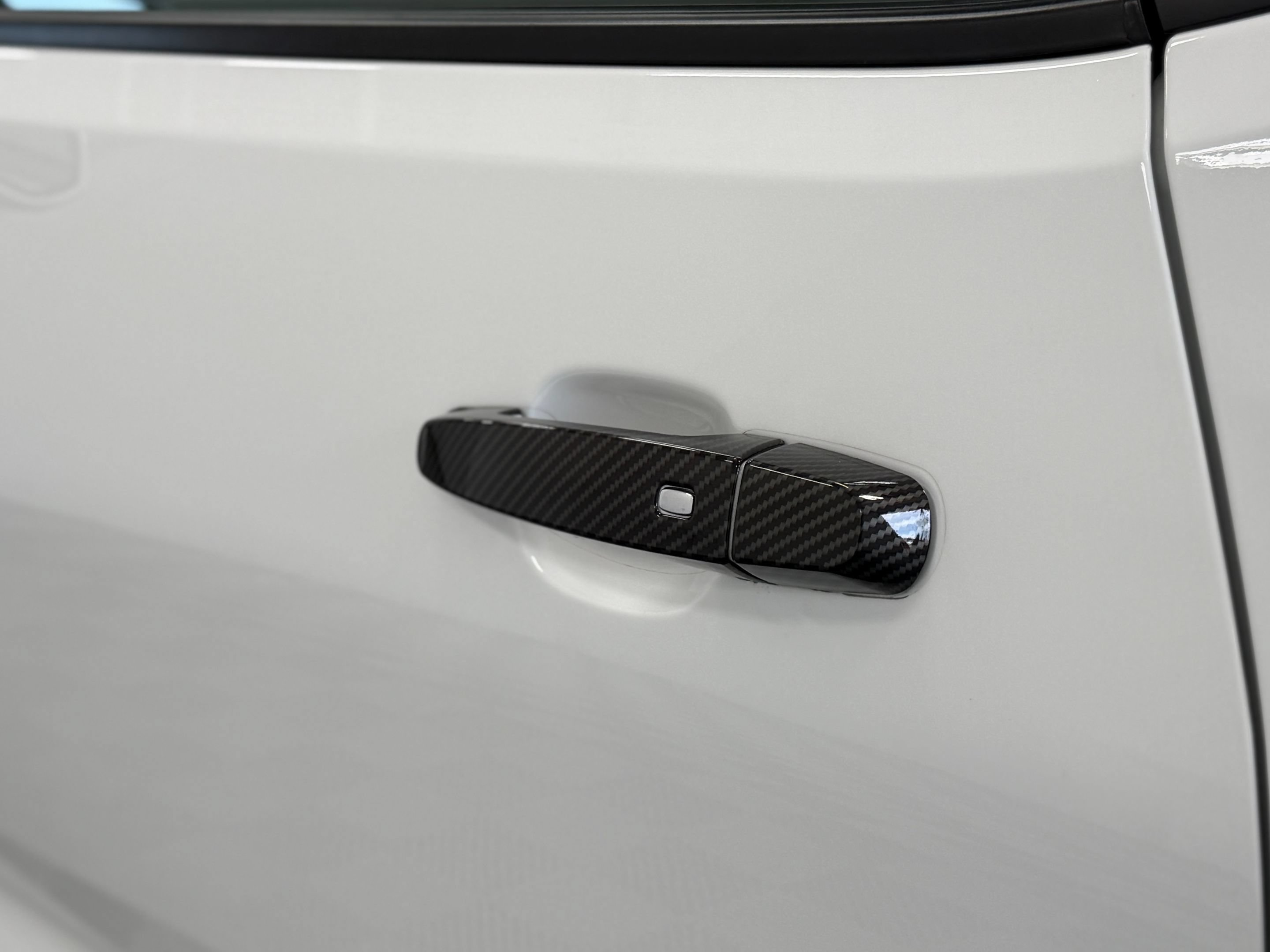 Used 2022 Chevrolet Camaro ZL1 RWD image 13