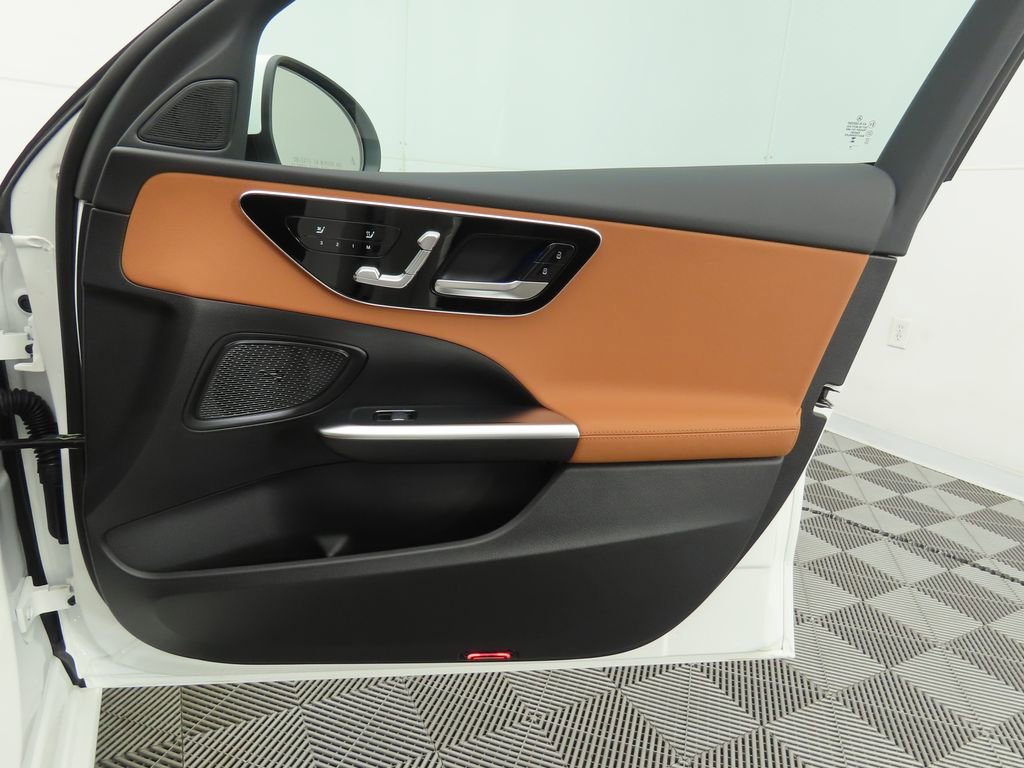 New 2025 Mercedes-Benz C 300 4MATIC Sedan image 26