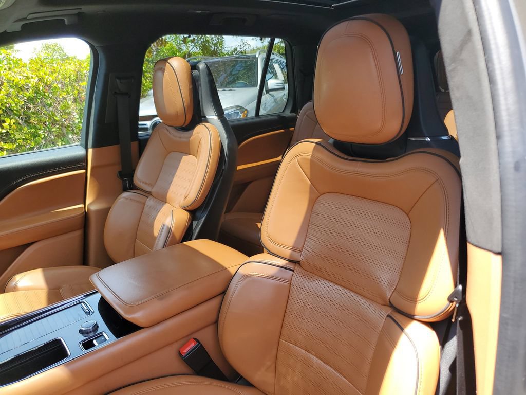 Used 2020 Lincoln Aviator Black Label AWD/4WD image 22