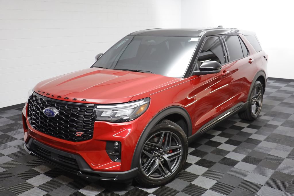 Used 2025 Ford Explorer ST w/ Sun And Sound Package image 2