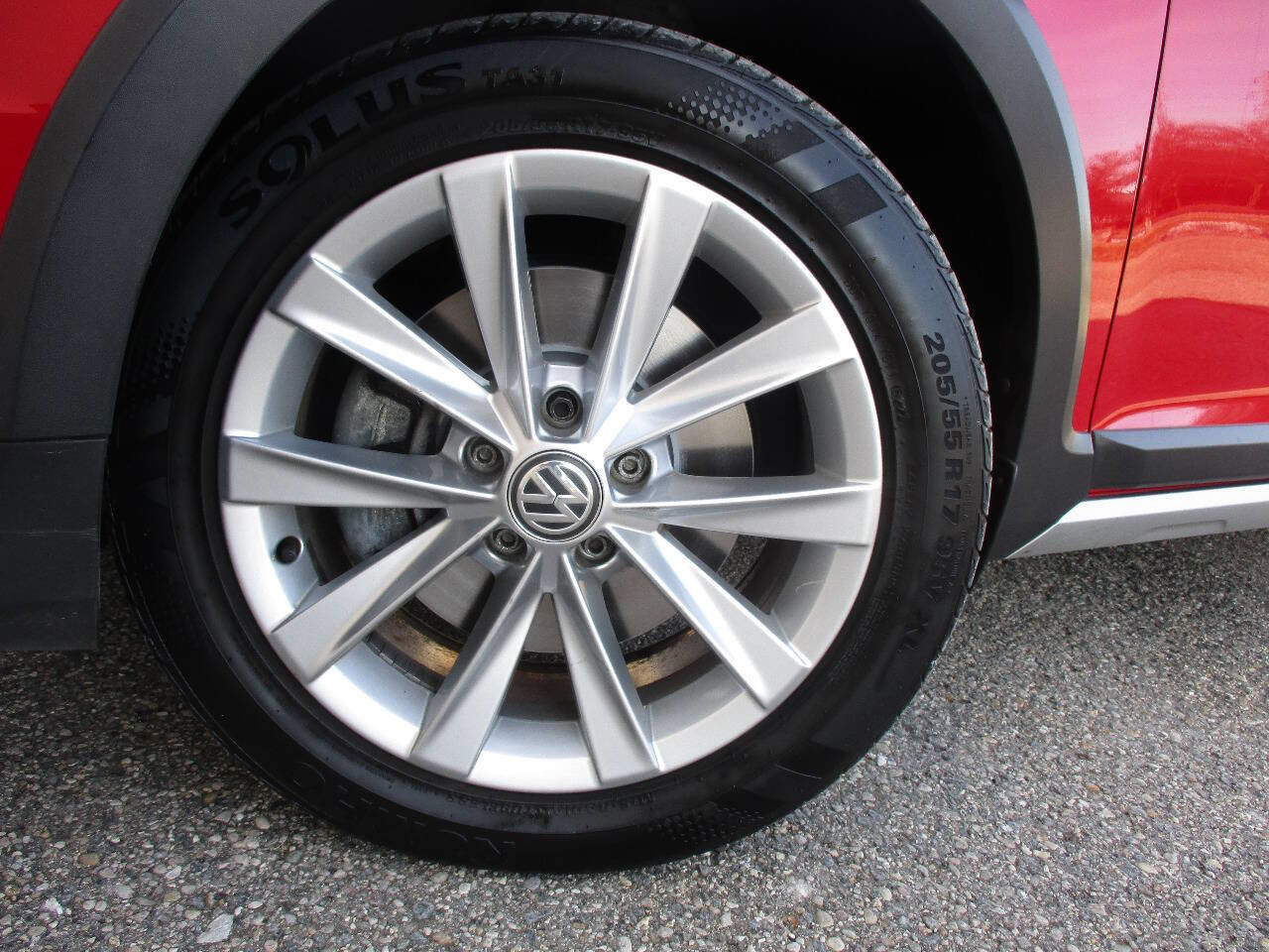 Used 2018 Volkswagen Golf Alltrack SE image 43