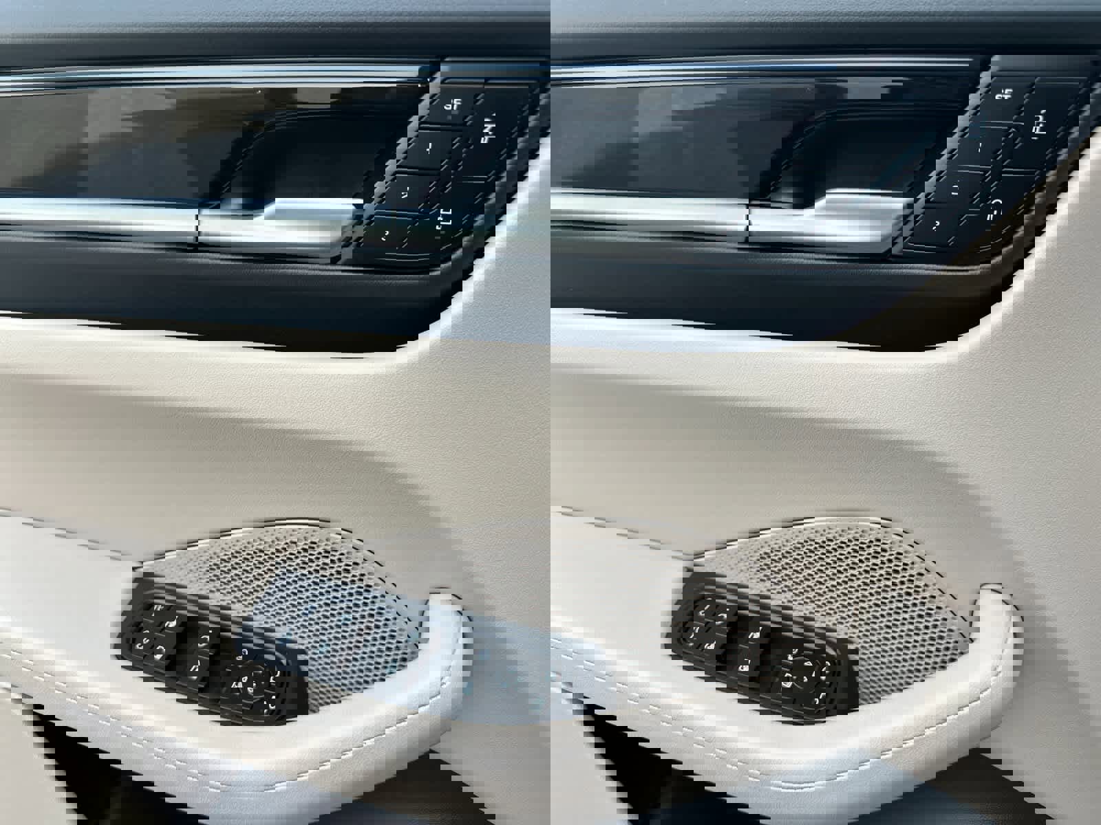 New 2025 Porsche Macan 4 Electric image 12