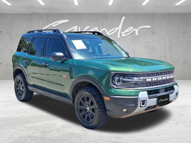 Used 2025 Ford Bronco Sport Badlands w/ Badlands Tech Package AWD/4WD image 2