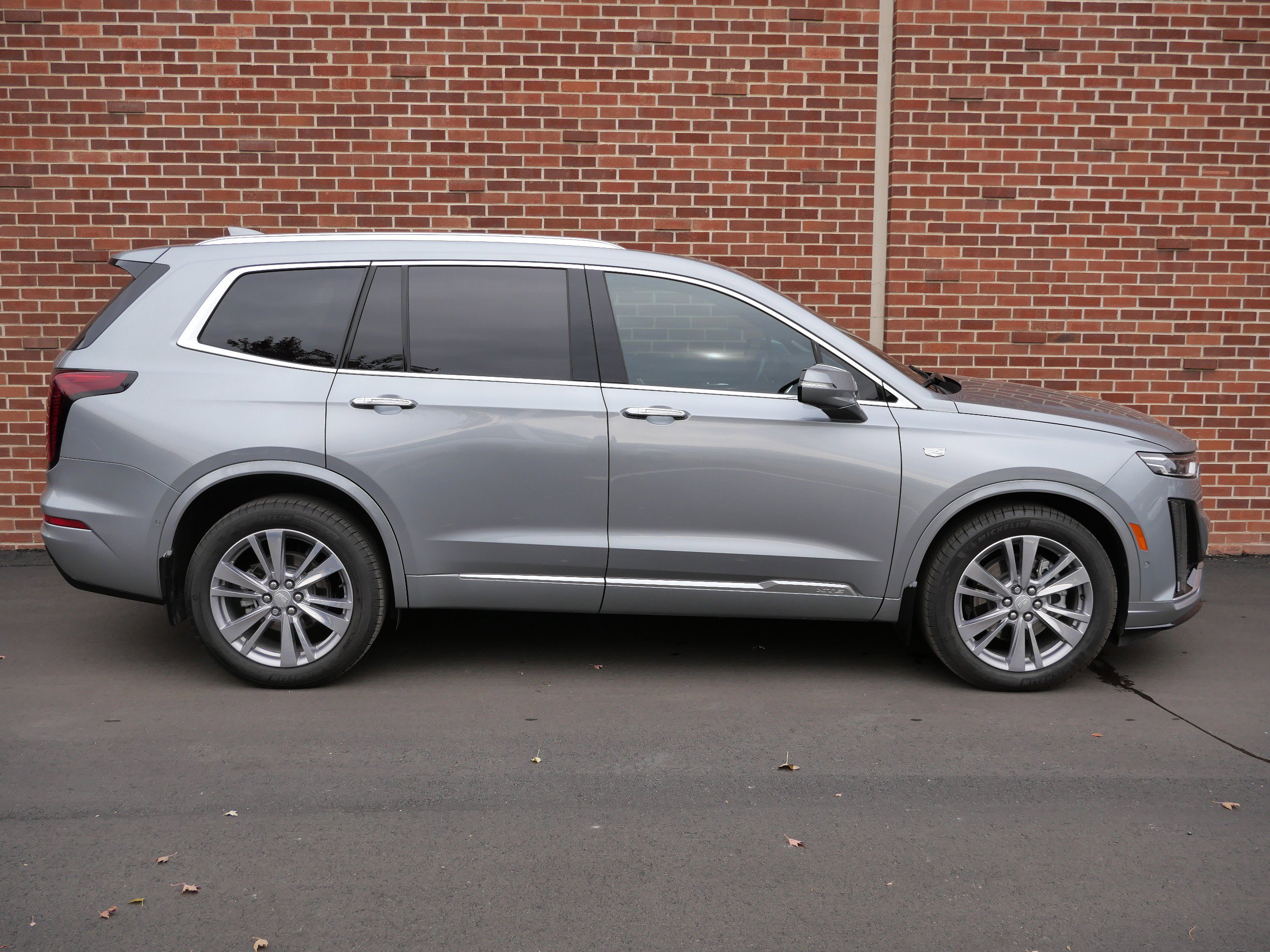 Certified 2024 Cadillac XT6 Premium Luxury w/ Technology Package image 26