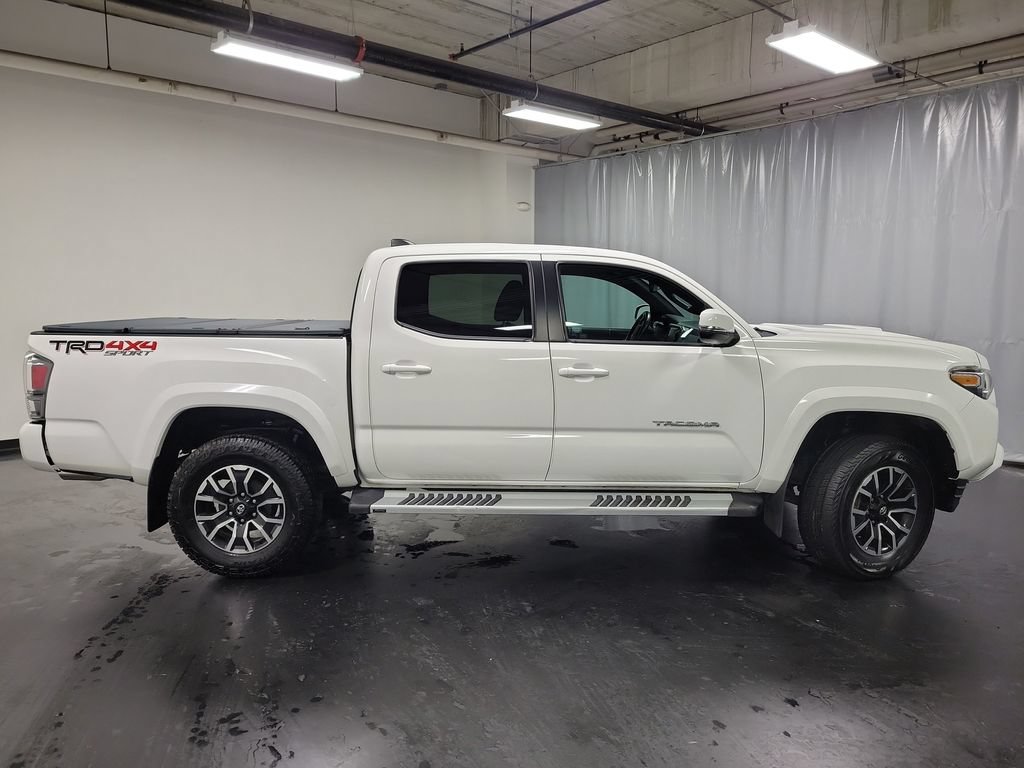Used 2021 Toyota Tacoma TRD Sport AWD/4WD image 9