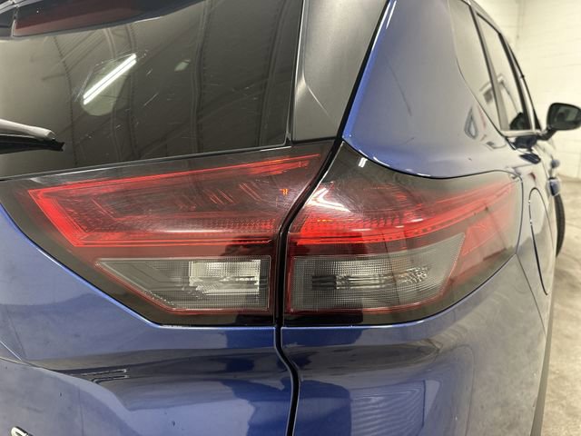 Used 2023 Nissan Rogue SV image 22