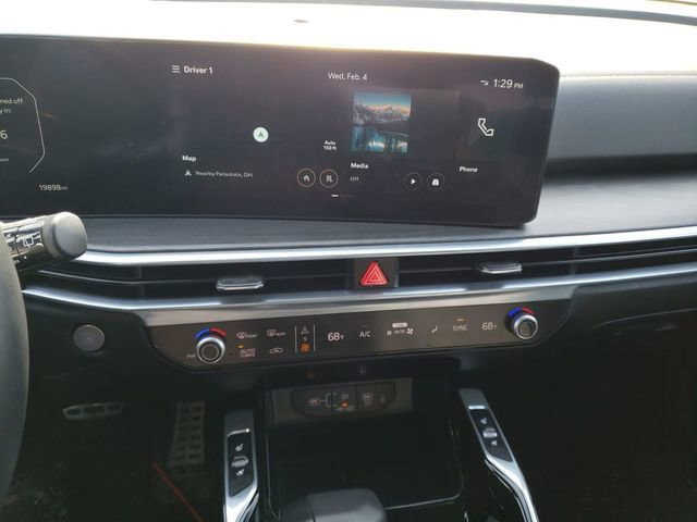 Used 2025 Kia Sorento SX Prestige AWD/4WD image 20