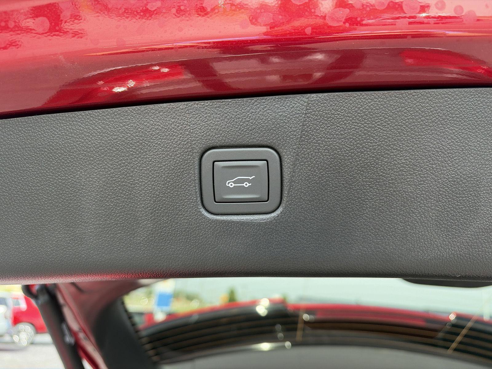 New 2026 Chevrolet Blazer LT w/ Convenience Package AWD/4WD image 6