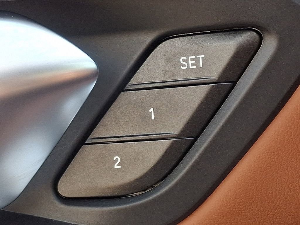 Used 2026 BMW M3 Competition image 25