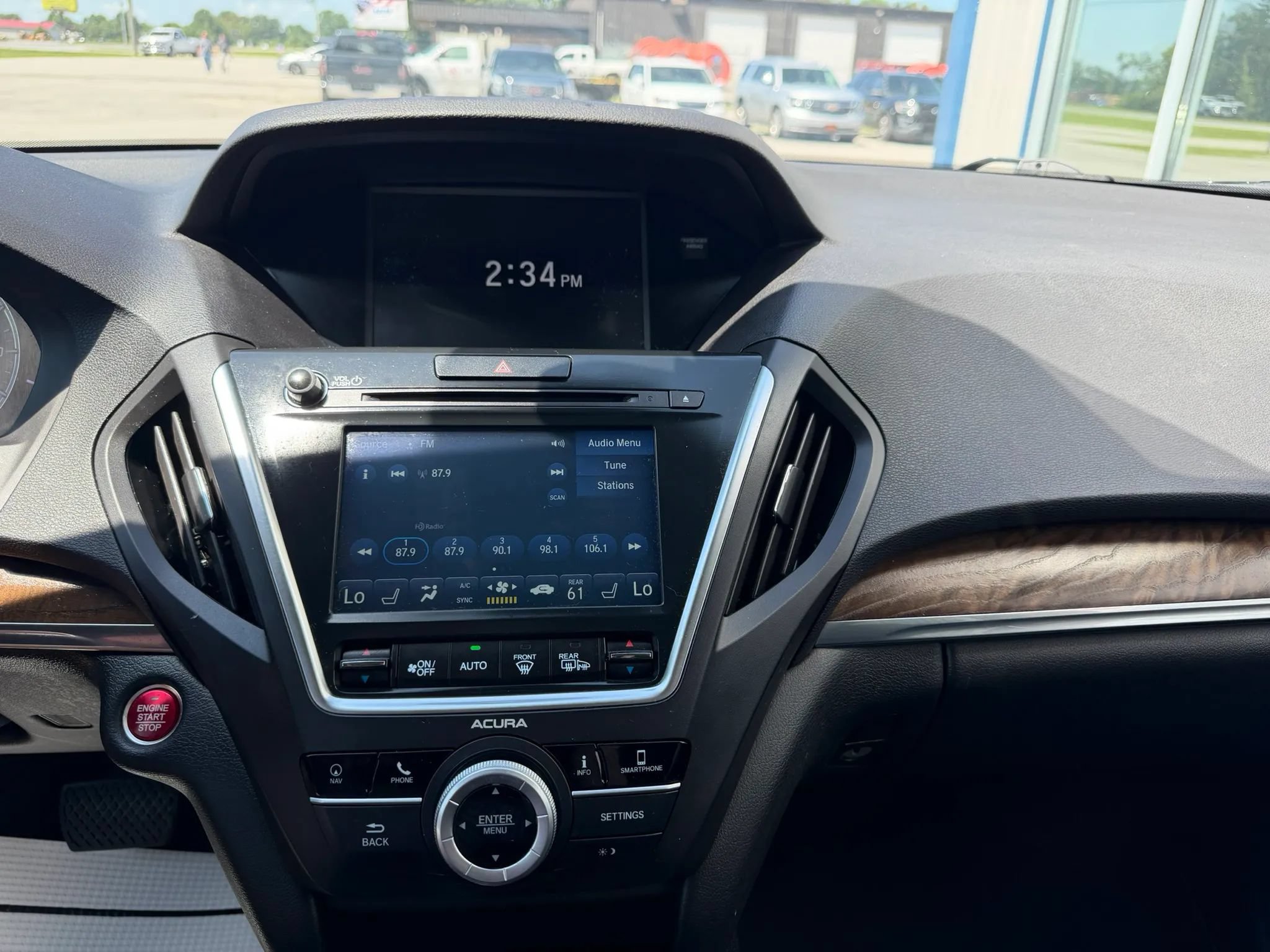 Used 2020 Acura MDX w/ Technology Package AWD/4WD image 9