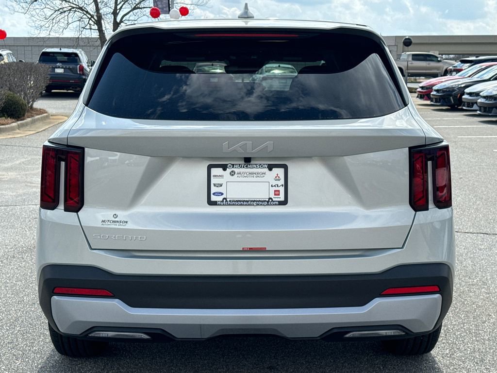 New 2026 Kia Sorento LX image 4