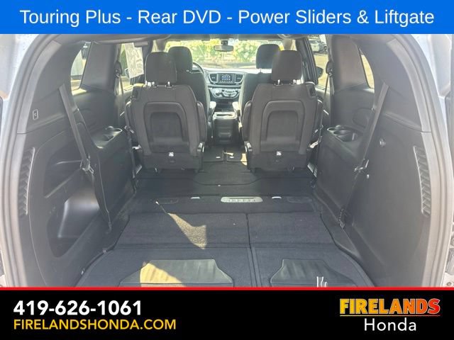 Used 2019 Chrysler Pacifica Touring Plus w/ S Appearance Package FWD image 33