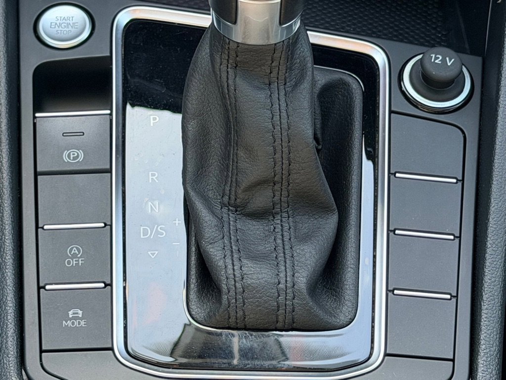 Used 2019 Volkswagen Jetta SEL image 16