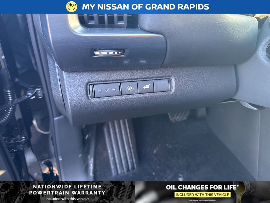 New 2026 Nissan Pathfinder Rock Creek w/ Rock Creek Premium Package image 17