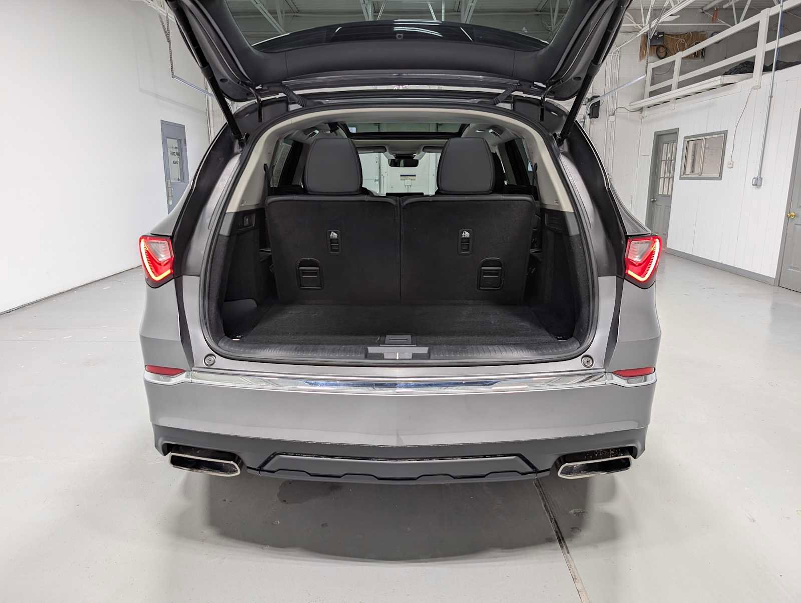 Certified 2023 Acura MDX SH-AWD image 45