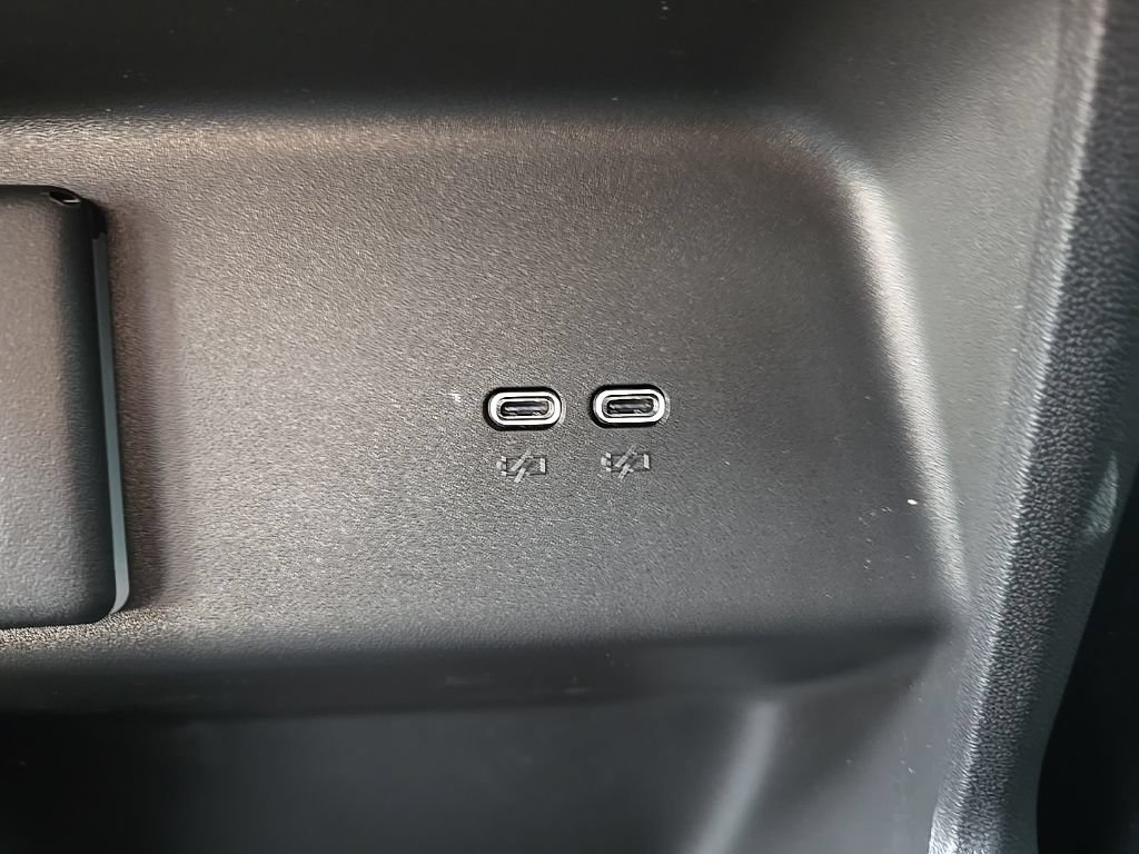 Used 2026 GMC Sierra EV Denali AWD/4WD image 57