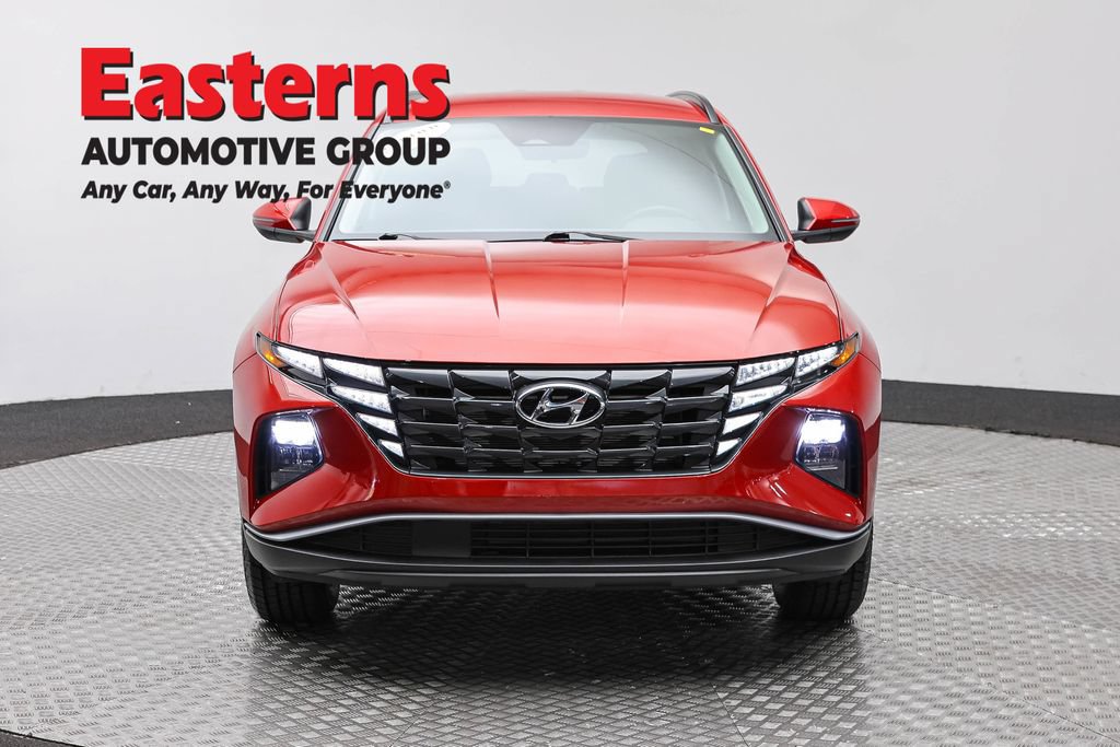 Used 2022 Hyundai Tucson SEL w/ Cargo Package AWD/4WD image 2