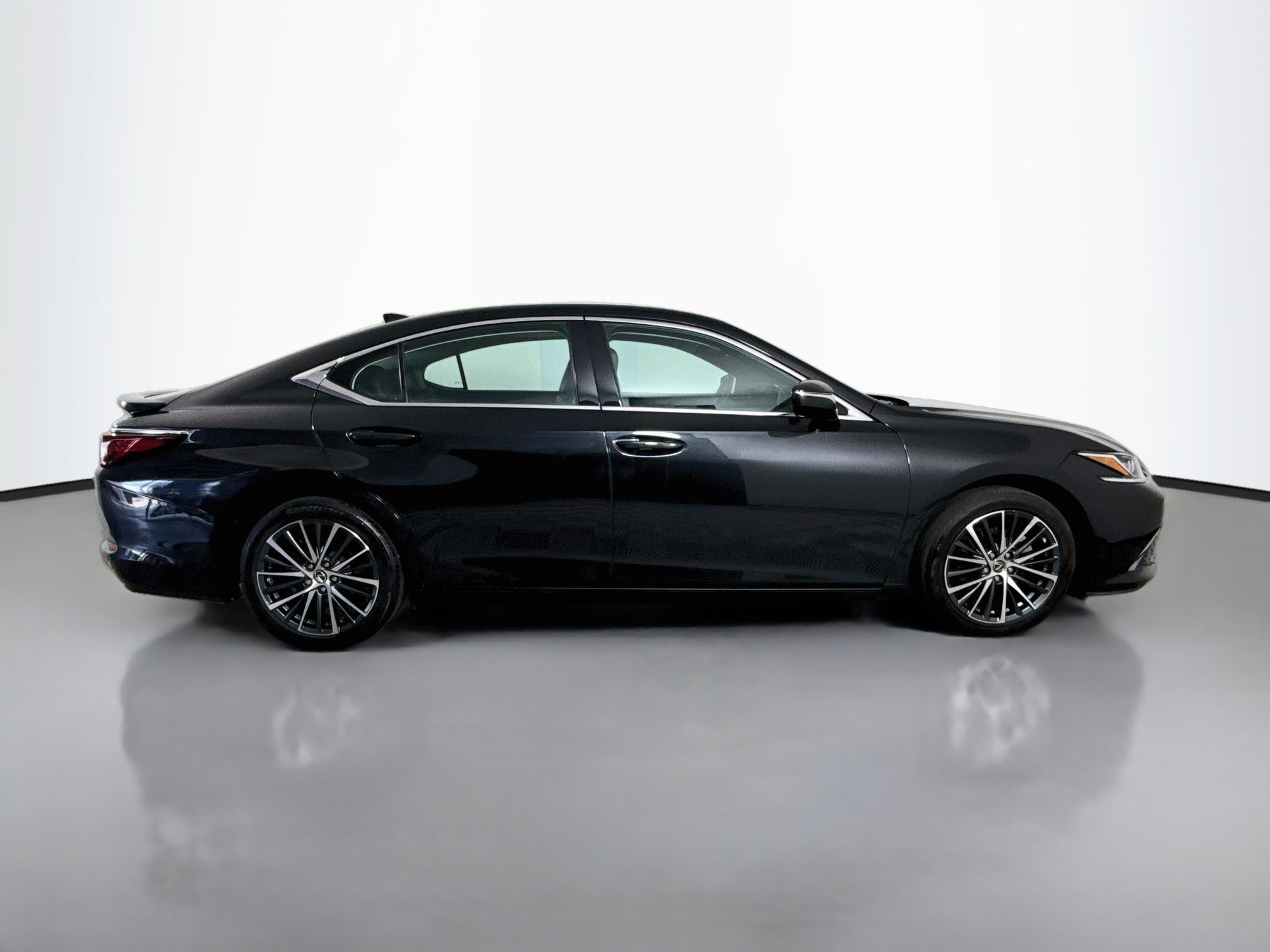 Used 2022 Lexus ES 350 w/ Premium Package FWD image 11