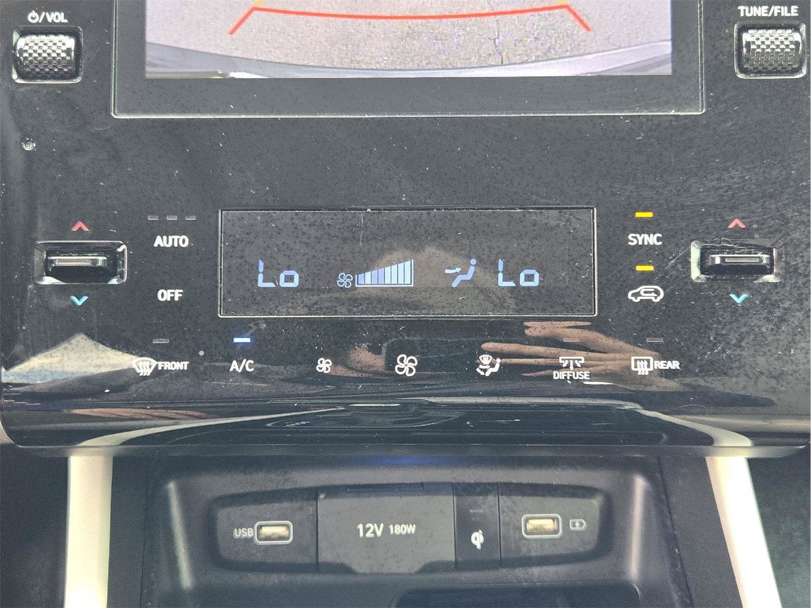 Used 2022 Hyundai Tucson SEL w/ Convenience + Premium Package FWD image 17