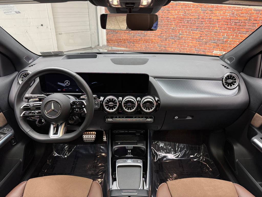 Certified 2025 Mercedes-Benz GLA 35 AMG 4MATIC image 12