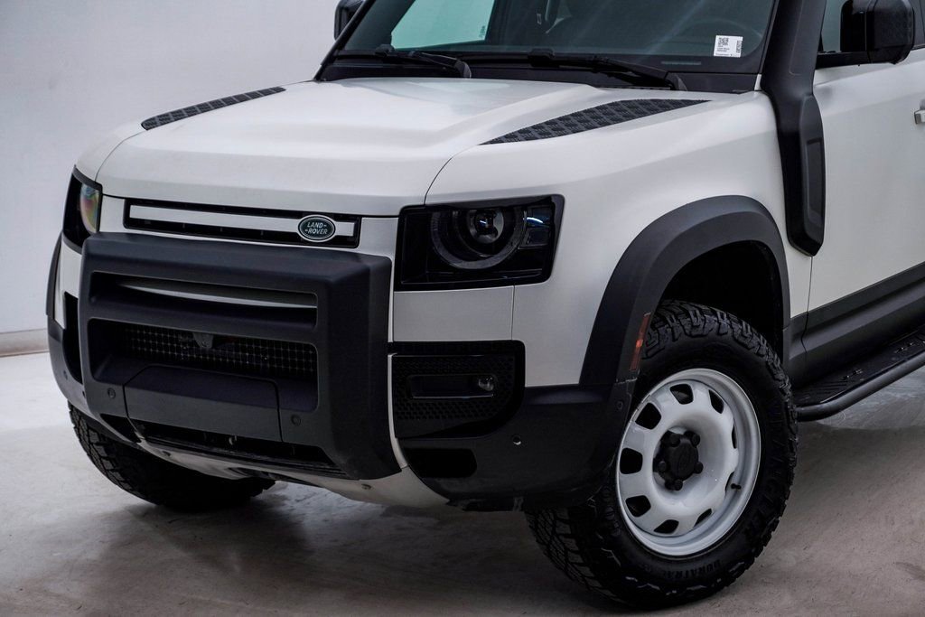 Used 2024 Land Rover Defender 110 S image 4