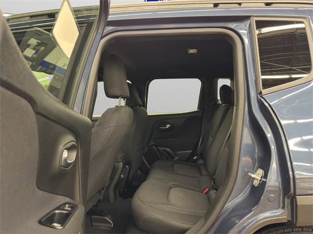 Used 2021 Jeep Renegade Latitude image 13