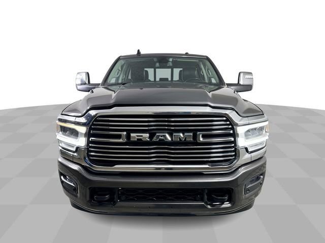 Used 2024 RAM 2500 Laramie AWD/4WD image 3