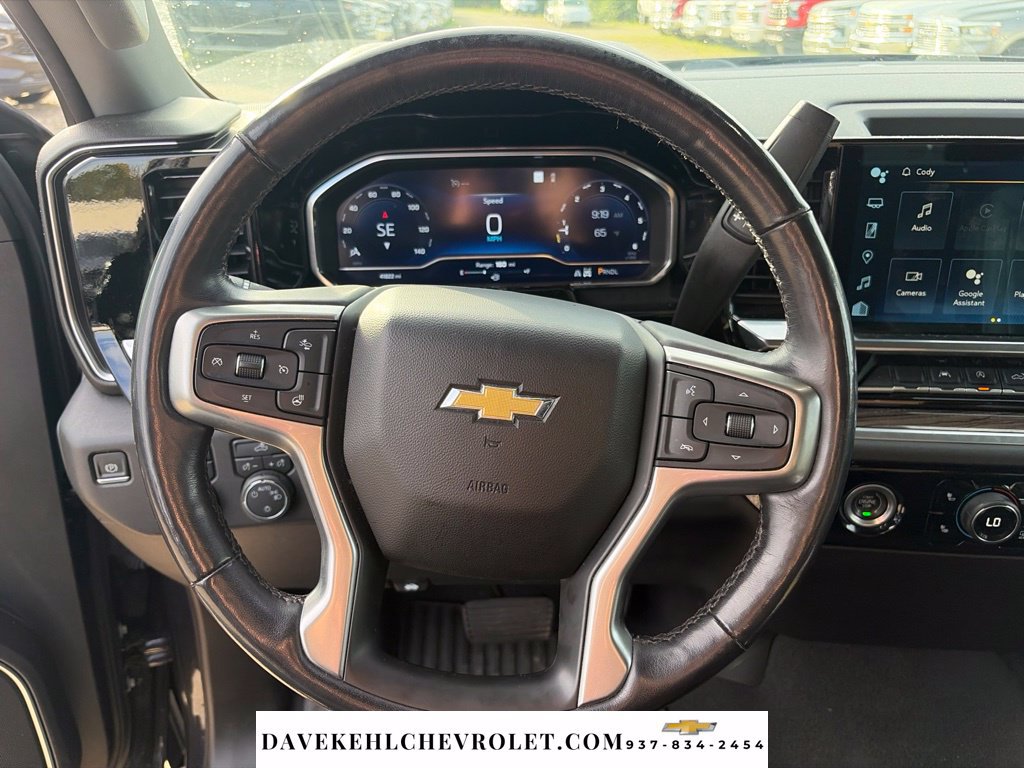 Used 2022 Chevrolet Silverado 1500 LT AWD/4WD image 12