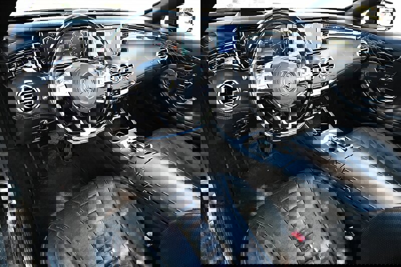 Used 2017 Mercedes-Benz S 550 Cabriolet image 35