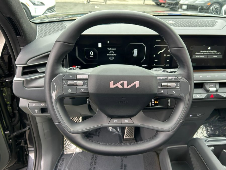 Used 2024 Kia EV9 GT-Line image 37