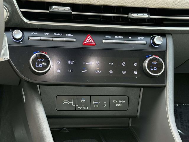 Used 2025 Hyundai Sonata Limited FWD image 16