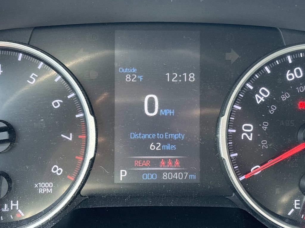 Used 2019 Toyota RAV4 LE FWD image 25