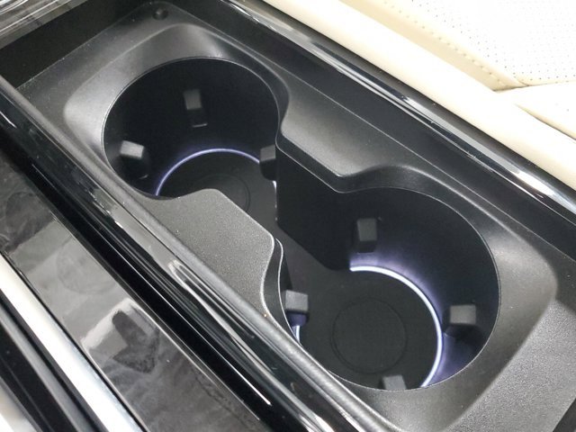 Used 2022 INFINITI QX80 Sensory w/ Cargo Package image 28